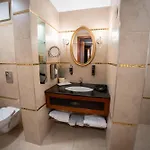 Divinus Hotel