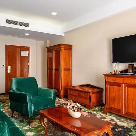 ディヴィヌス 5*