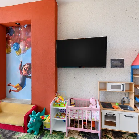 ディヴィヌス 5* デブレツェン