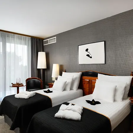 ホテル ディヴィヌス デブレツェン