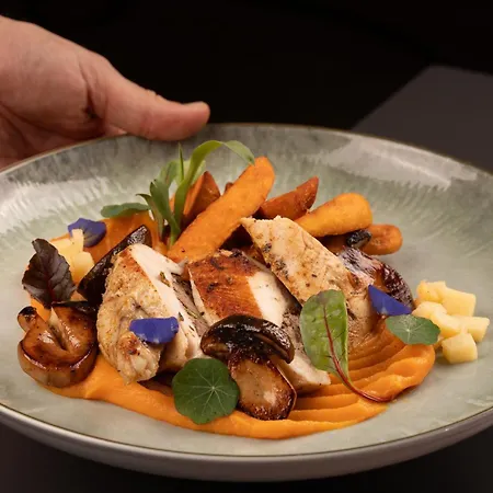 Divinus Hotel Debreczyn