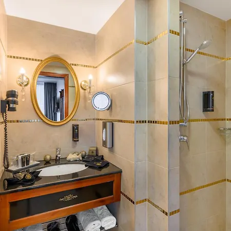 Divinus 5* Debreczyn