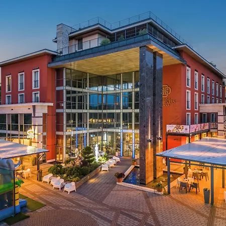 Divinus 5* Debrecen