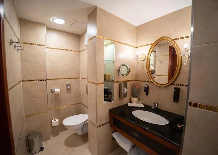 Divinus Hotel Debreczyn